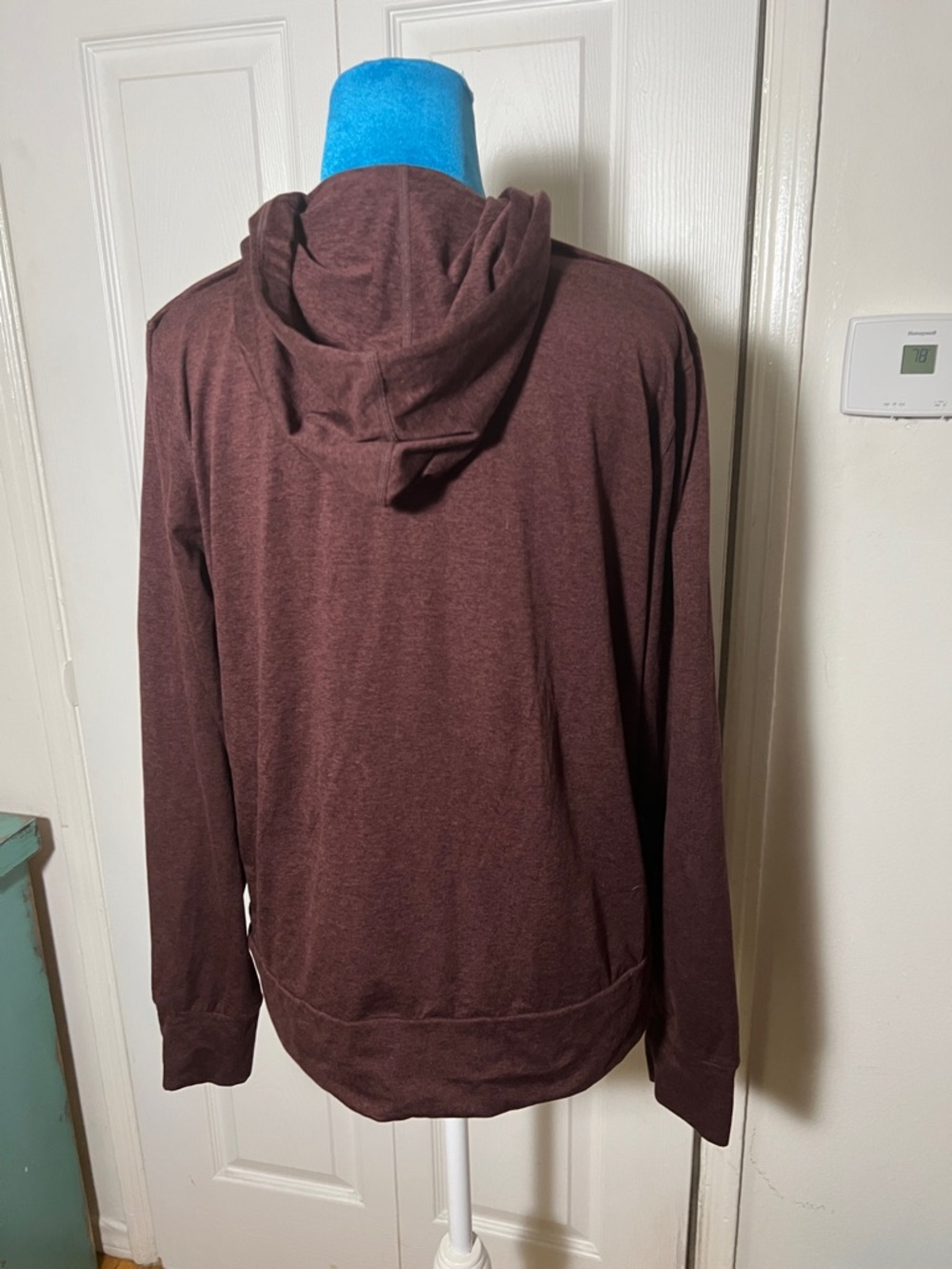 Vuori Athletic Full Zip Hooded Sweatshirt Women’s Medium Super soft - Picture 6 of 8